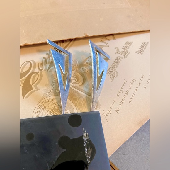 Large Vintage Sterling Silver Taxco Geometric Triangle Pierced Earrings TS-45 - Picture 11 of 11